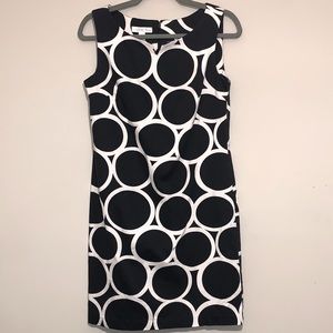 London Times retro inspired circle geometric dress